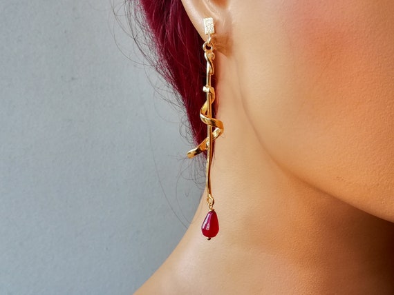 Dainty Dangle Gold Bar Earrings, Bar Earrings, Dainty Earring, Everyday  Earrings, Dangle Earring, Gift for Her, Long Earrings, Earrings | Katre  Silver Jewelry Store