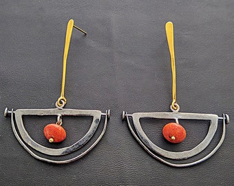 Boucles d'oreilles en or géométrique, boucles d'oreilles bar, boucles d'oreilles pendaison, longues boucles d'oreilles en or, boucles d'oreilles à long sclon, bijoux grecs, cadeau pour elle, boucles d'oreilles corail