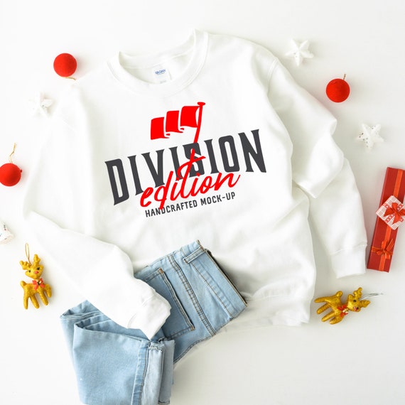 Christmas Mockup Gildan Heavy Blend Crewneck SweaT-Shirt