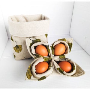 Reversible bread basket or egg warmer for up to 4 eggs Breakfast utensil Easter Ginkgo leaf pattern Color: green-yellow, natural linen, black