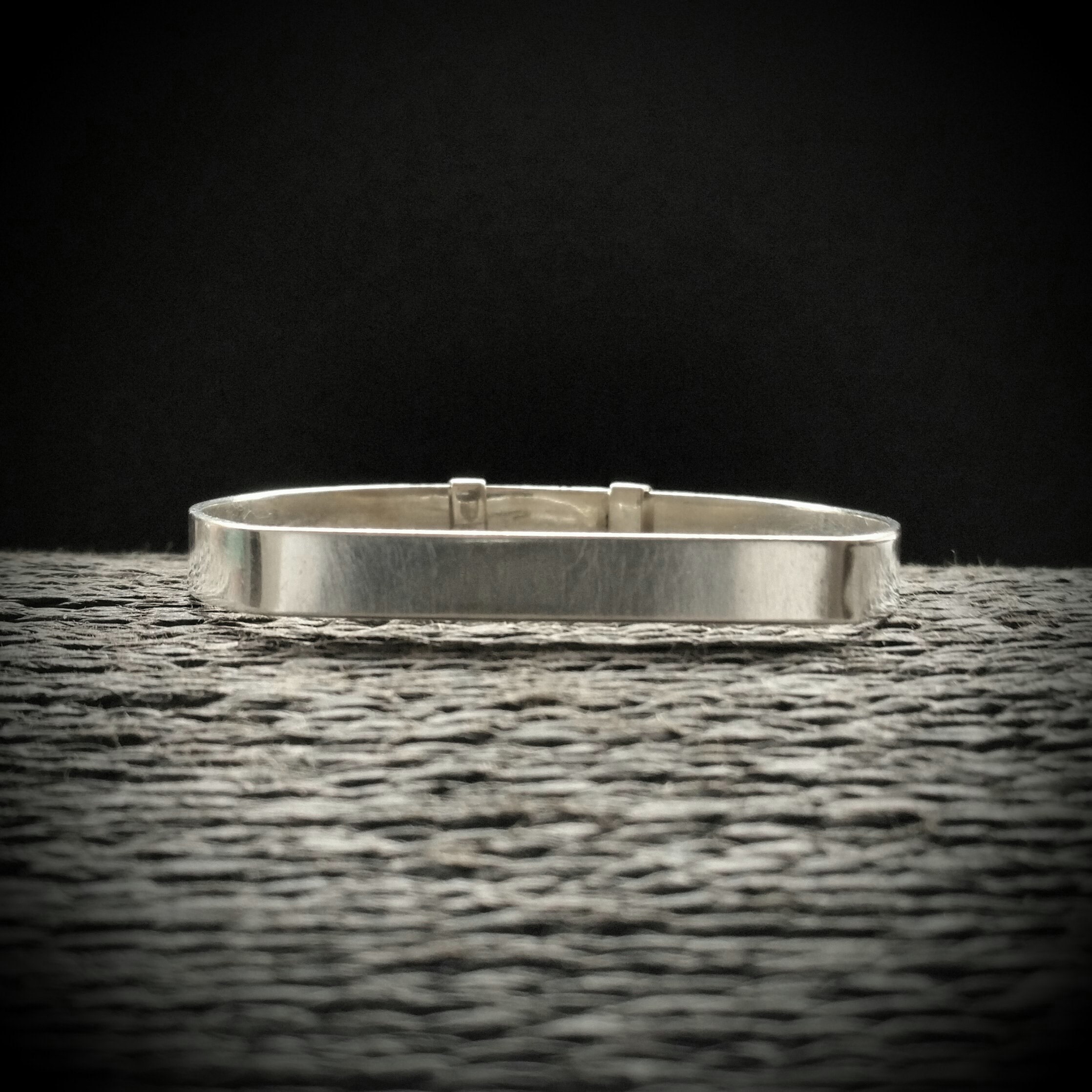 D Shape Bangle - Etsy