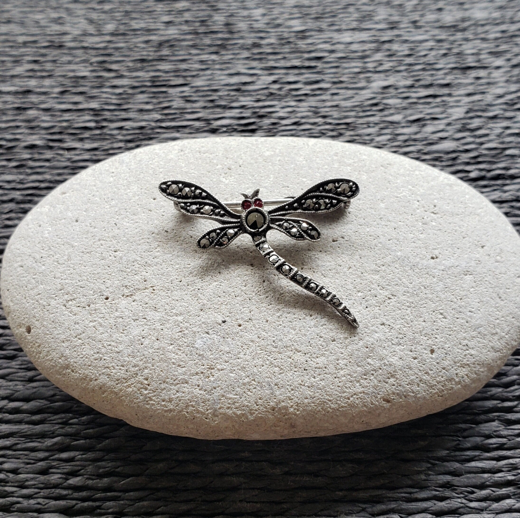 Marcasite dragonfly brooch clearance