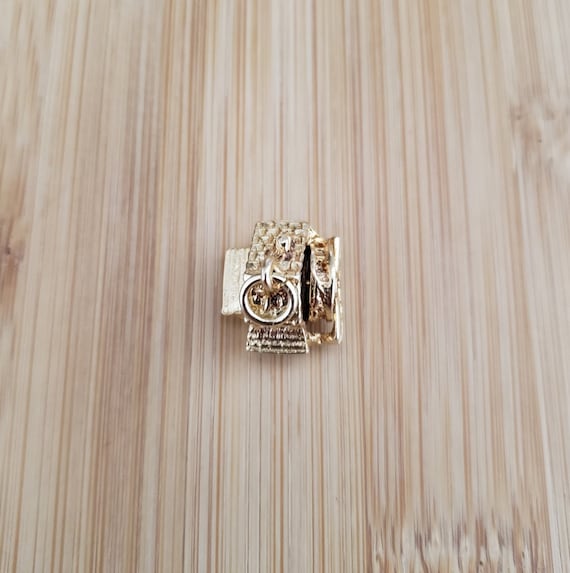 Vintage 9ct Gold Articulated Watermill Charm | Mi… - image 4
