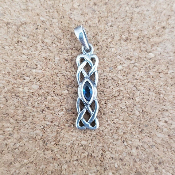 Vintage Sterling Silver Infinity Knot Pendant | C… - image 1