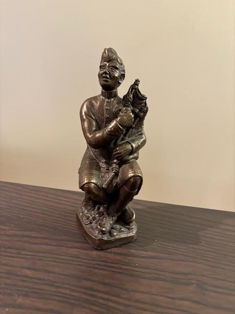 Fantastic Vintage Bronze Heredities Piper "Perth XX" Figurine #M18508