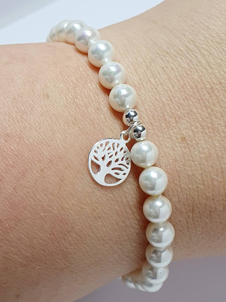 Indonesian Shell Pearl /& 925 Sterling Silver Tree Of Life Charm Stretch Bracelet Made by The Art Of Jewellery UK