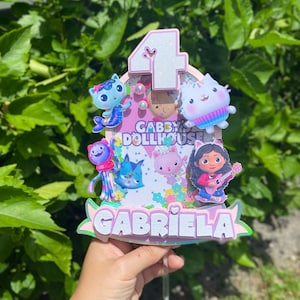 Gabby’s Dollhouse cake topper, Gabby&#39;s Dollhouse Shaker cake topper