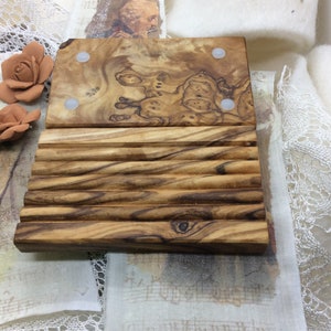 Olive wood soap dish - square - with grooves and pads