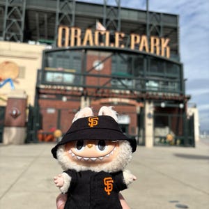 SF labubu jersey, giants labubu outfit