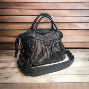 CATERINA LUCCHI extra große marineblaue geraffte Zwei-Wege-Lederumhängetasche. Italienische Designer Frauen Tasche.