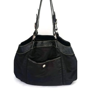 PRADA Vintage Woman Plastic Handle Lambskin Leather Black PRADA Vintage Woman Plastic Handle Lambskin Leather Black