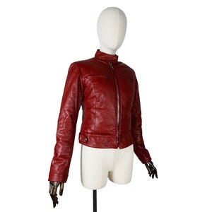 Blouson moto GUSELLA MILANO rembourrage en cuir rouge. H