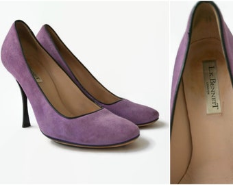 LK BENNETT purple suede leather pumps, designer heel shoes.