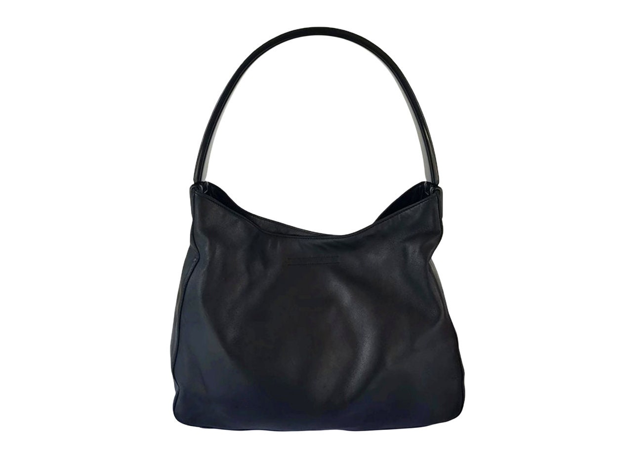 PRADA Vintage Woman Plastic Handle Lambskin Leather Black PRADA Vintage Woman Plastic Handle Lambskin Leather Black