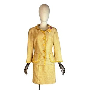 MOSCHINO cheap and chic vintage tweet gold metallic skirt and blazer set. Floral tassel woman designer set.