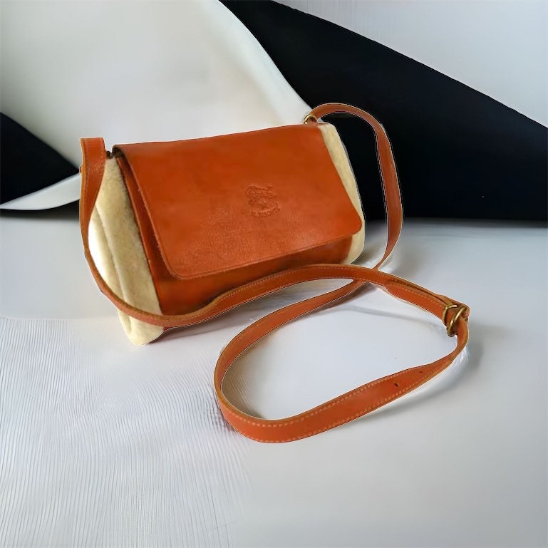 Leather Messenger Bags for Men - Il Bisonte