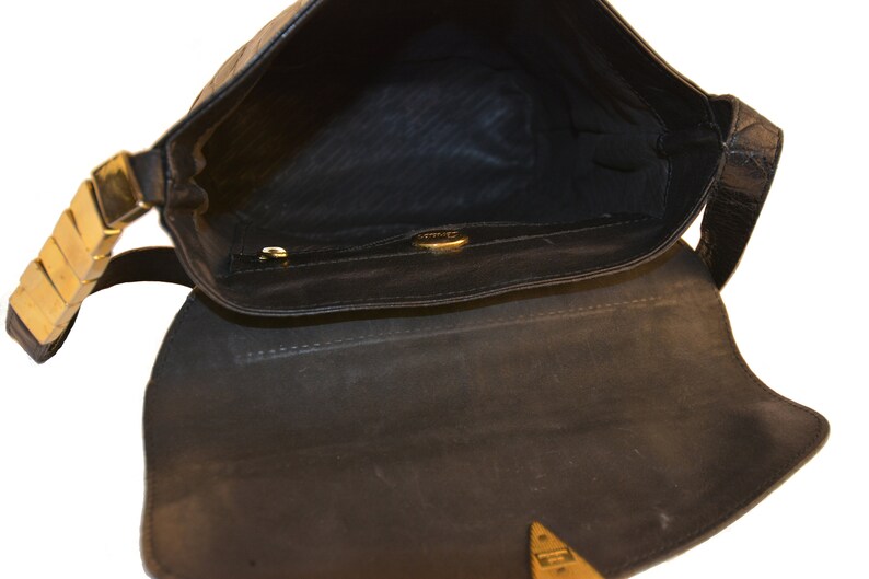 CONDOR vintage 80's woman black crock embossed leather bag image 9