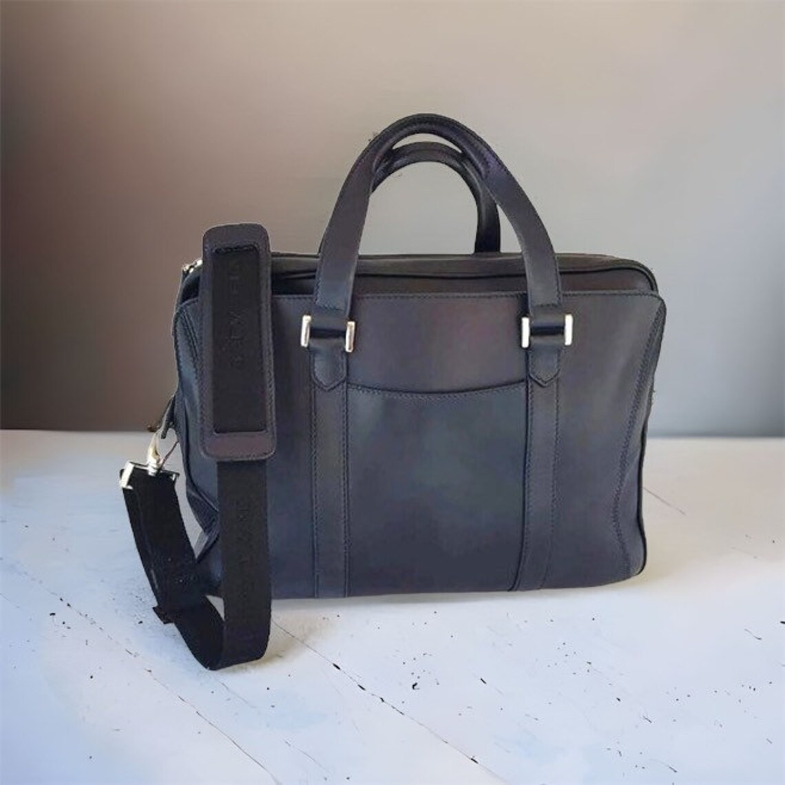 BVLGARI unisex leather business office leather two way shoulder bag, designer work bag, shoulder bag, foto 1 di 5