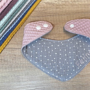 SCARF, TRIANGLE SCARF made of waffle fabric / muslin reversible scarf, drool cloth for babies & toddlers - can be personalized with NAMES old pink grey