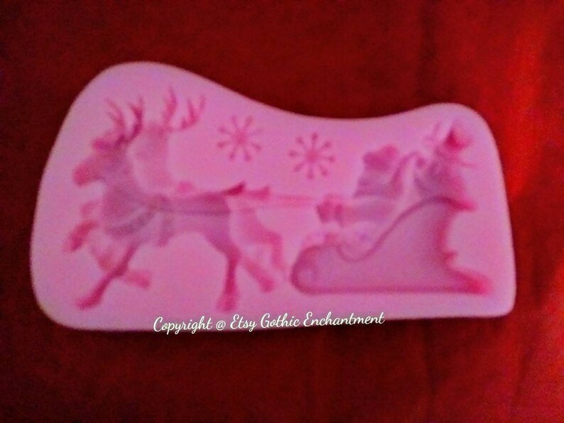 Christmas Reindeers Where/'s the Sleigh Silicone Mould by Fairie Blessings