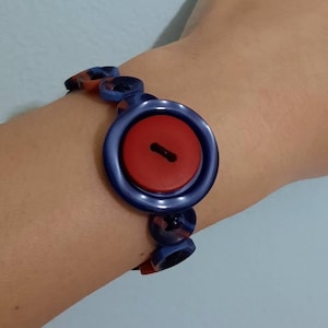 Button Bracelet/ Handmade Jewelry / Button Jewelry/ StAnaButton/ Handmade Bracelet