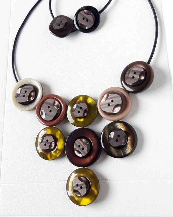 Make a necklace with vintage or thrifted buttons