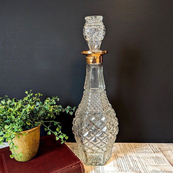 Vintage Wexford Glass Wine Decanter with Stopper Decanter Spirits Bar Cart Item Pressed Glass Decanter Fancy Barware Tall Bottle Decanter