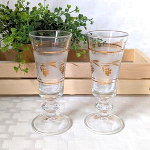 Set of 2 Vintage Frosted Gold Aperitif/Cordial Glasses Mid Century Barware Stemmed Bar Cart Glasses Gold Barware After Dinner Sipping Drinks