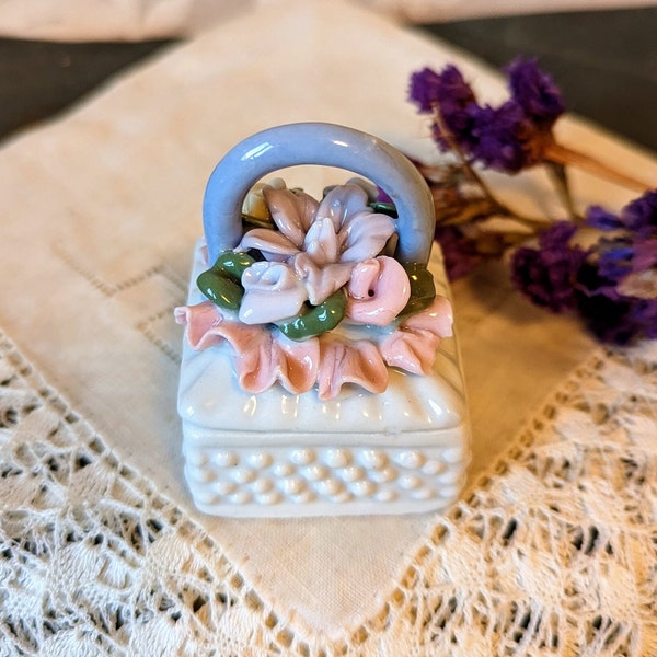 Porcelain Trinket Box Lidded, Small Jewelry Holder with Handle, Vintage Basket Shaped Ring Box,  Ring Presentation, Fancy Pill Box