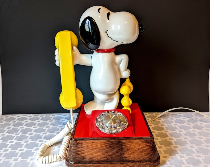Vintage Snoopy and Woodstock Rotary Dial Phone WORKING 1976 Collectible