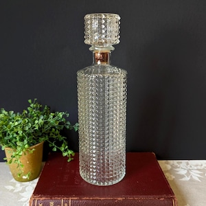 Mid Century Diamond Cut Glass Whiskey Decanter with Stopper, Vintage Whiskey Bottle, Fancy Water Decanter,  MCM Bar Accessory, MCM Bar Decor