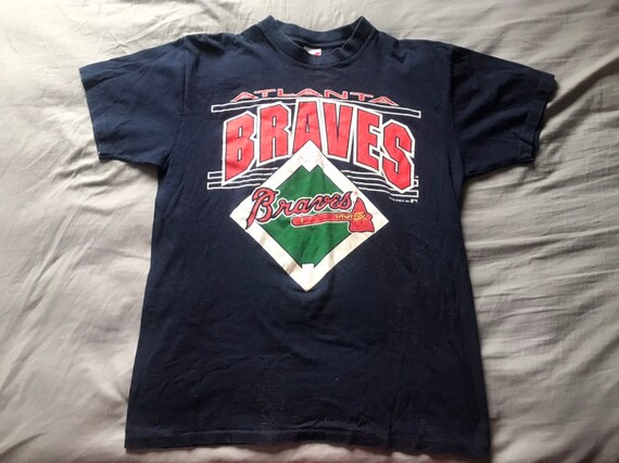 atlanta braves white t shirt