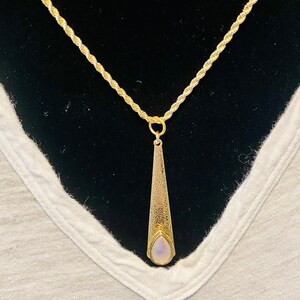 16” Gold chain with opal pendant/Opal necklace/Opal necklace gift for her
