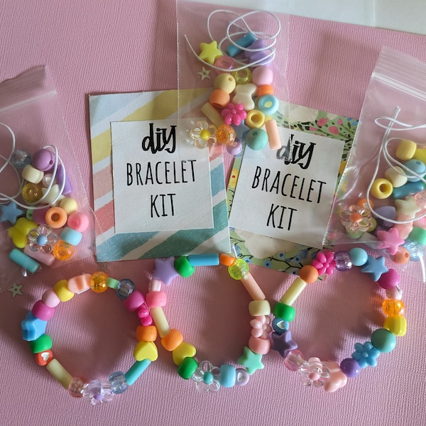 Kids Easter Craft, Spring Party Favor, DIY Bracelet Activity Kit, Basket Stuffer Gift Idea, Pastel Girls Beaded Crafts Set, Stretchy Jewelry
