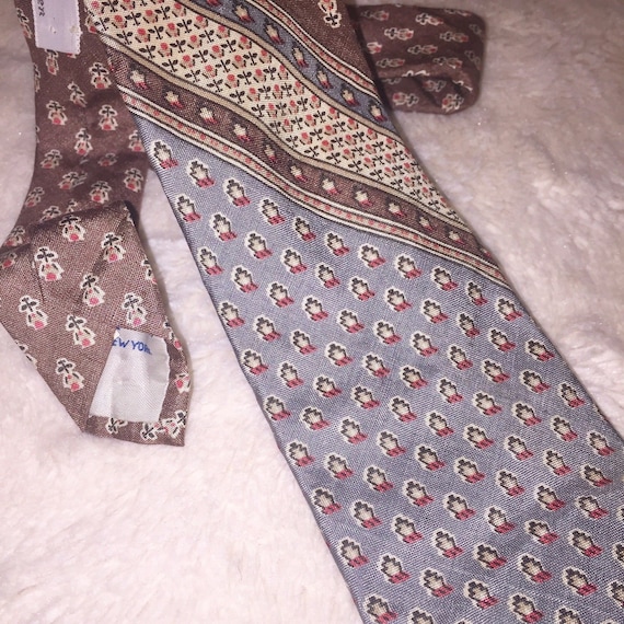 Cravate Vintage En Soie Yves Saint Laurent (YSL) – Multicolore, Large, Longueur Classique – Élégance Rétro