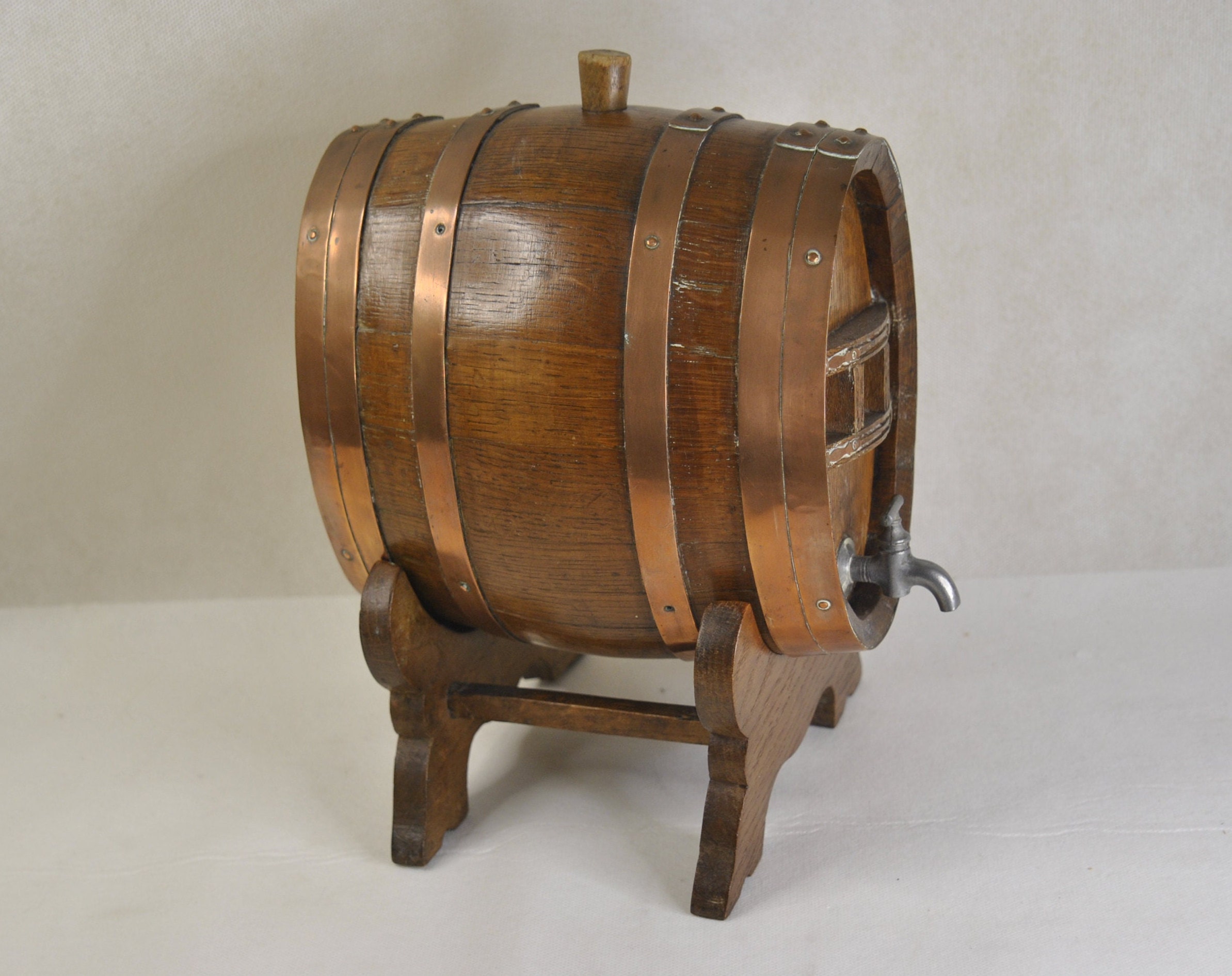 Tonneau Chêne Cuivre A Liqueur de Table