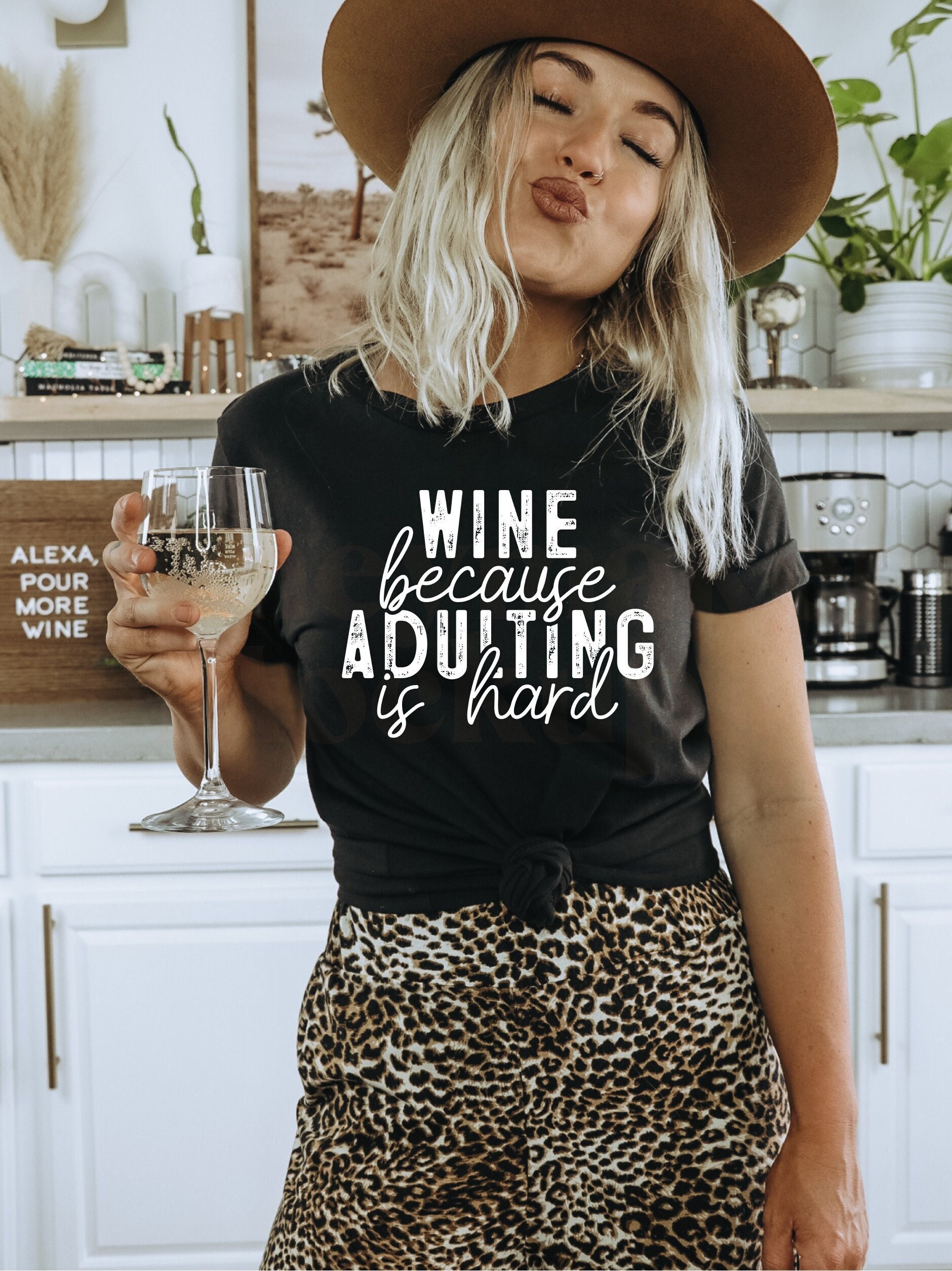 ヴィンテージ ワイン Tシャツ Life is a cabernet Life Is A Cabernet Hinzerling Vineyards Vintage Sportswear