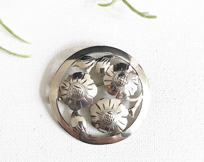 Antique 835 silver brooch / handmade, with flower motif / three flowers, chased