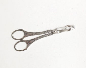 Antique WMF Württembergische Metallwarenfabrik ostrich mark Art Nouveau/crustacean, seafood, lobster scissors silver-plated, oak leaf relief