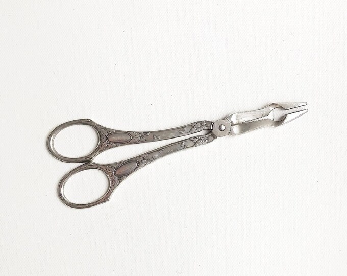 Antique WMF Württembergische Metallwarenfabrik ostrich mark Art Nouveau/crustacean, seafood, lobster scissors silver-plated, oak leaf relief