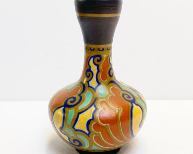 Antique Art Deco ceramic "Regina Gouda Holland" designer vase, flower vase, hand-painted and signed "Magda".