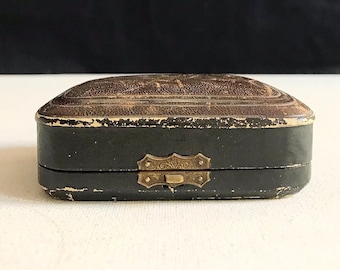 Antique Art Nouveau leather jewelry case / brooch and earrings / jewelry storage