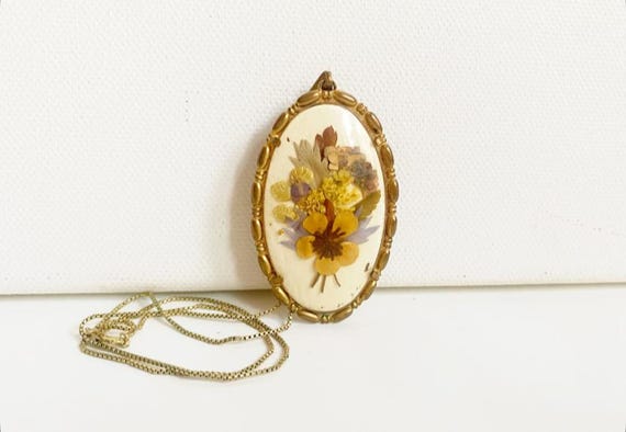 Vintage "Flornament" jewelry pendant with dried flowers, brass necklace, made in Germany
