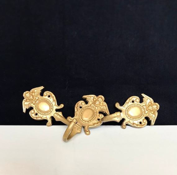 Vintage wardrobe hooks / brass / angels / cupids / gold / wardrobe hooks / coat hooks / antique