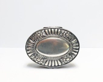 Antique jewelry box made of Alpacca / floral with pearl edge / storage, lidded box / casket