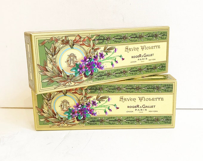 Vintage Roger & Gallet soap, "Savon Violette" / Paris, France / Bath Soap, 3 pieces