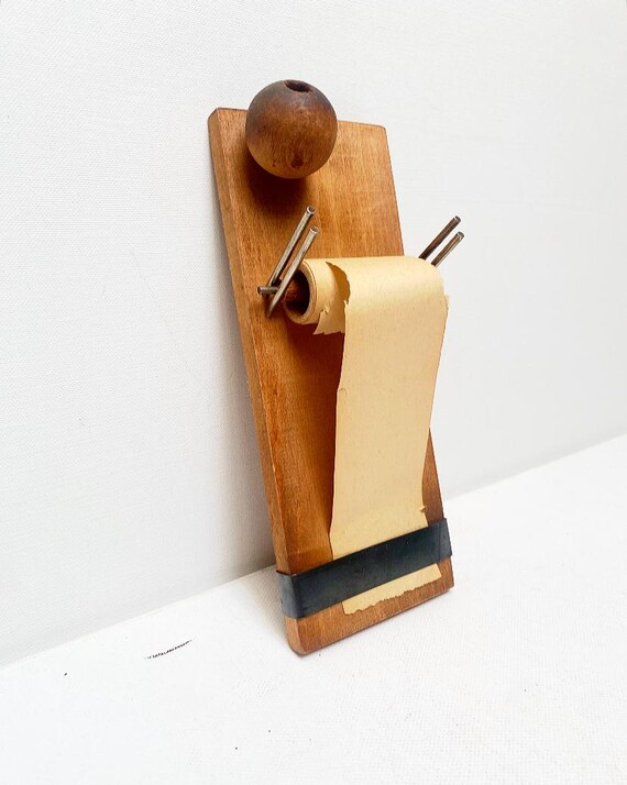 Vintage mid-century wooden wall-mounted notepad holder with pen holder / designer memo holder for paper rolls