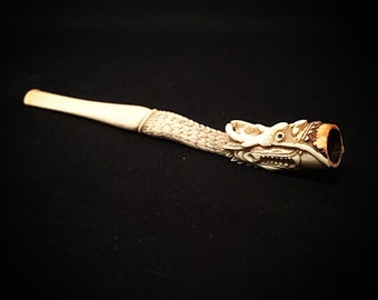 Antique / cigarette holder carved from leg / dragon head / Chinese / Asian
