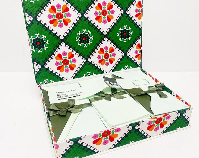 Vintage Retro Stationery Gift Box with Writing Paper Set, Green, "Chints" 40065