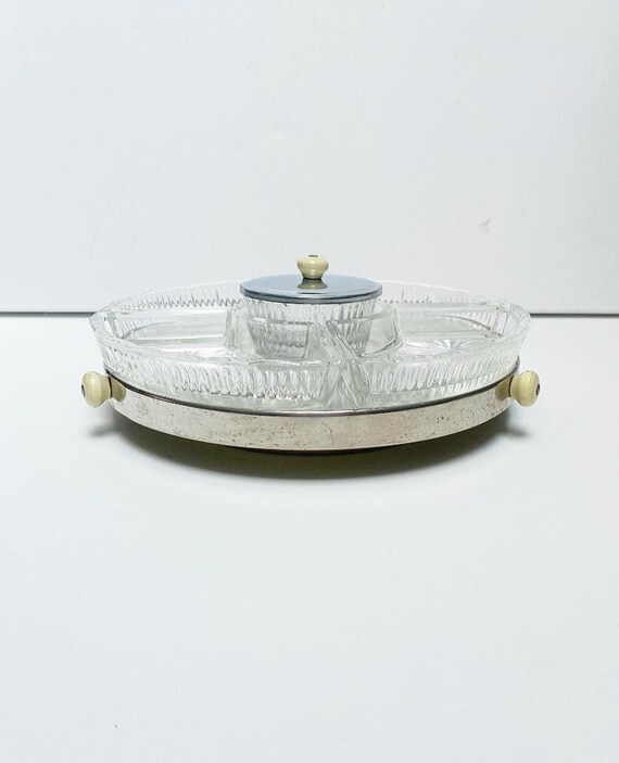Antique Art Deco cabaret serving platter, serving bowls made of pressed glass on a mirror tray, rotatable, chrome-plated centerpiece